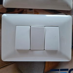 Interruptor Triple